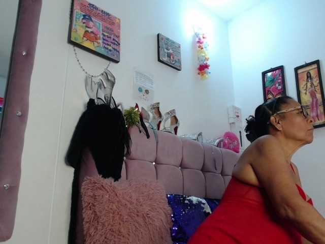 Transliacijos ekrano nuotraukos Milf-Loves