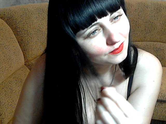 Transliacijos ekrano nuotraukos MilfFlower