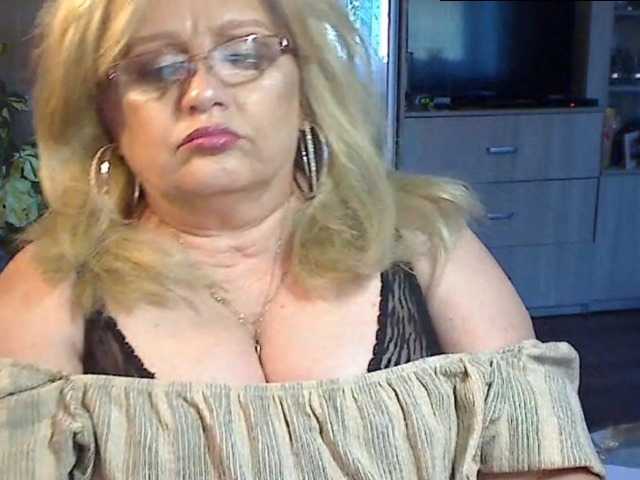 Nuotraukos MilfKarla Hi boys, looking for a hot MILF on a wheelchair..? if you want to make me happy, come to me;)