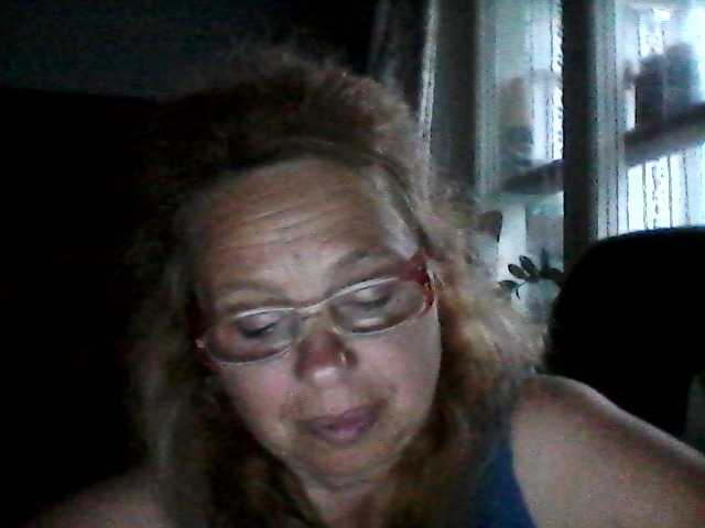 Transliacijos ekrano nuotraukos MilfLady