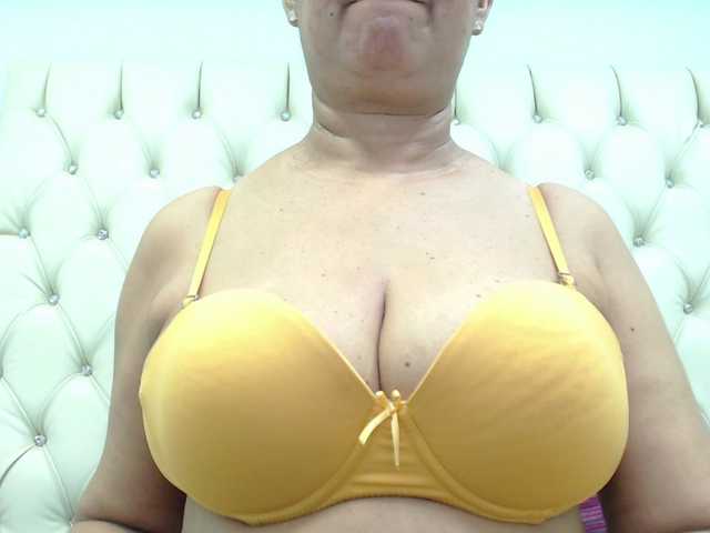 Transliacijos ekrano nuotraukos MilfPleasure1