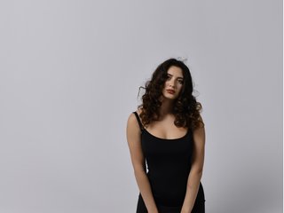 Erotinis vaizdo pokalbis Milk-2