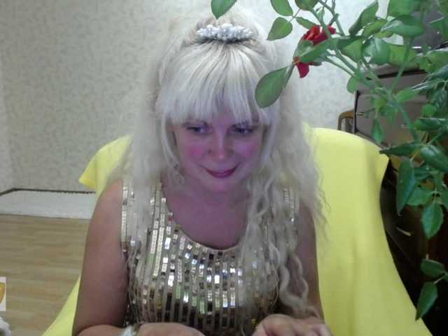 Nuotraukos YoungMistress Lovense ON 5 tok. FOLLOW MY TWITTER @sunnysylvia5 I am Sexy with natural beauty! Long nipples 4cm and pussy with big lips and loud orgasm in private! Like me- put love, give gifts