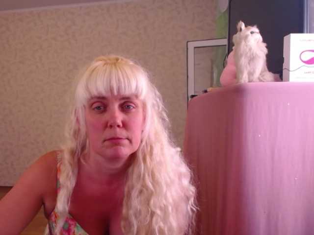 Nuotraukos YoungMistress Lovense ON 5 tok. FOLLOW MY TWITTER @sunnysylvia5 I am Sexy with natural beauty! Long nipples 4cm and pussy with big lips and loud orgasm in private! Like me- put love, give gifts