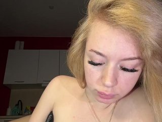 Erotinis vaizdo pokalbis Milless961