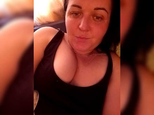 Transliacijos ekrano nuotraukos Millie-Eloise