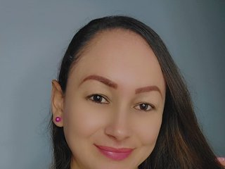 Erotinis vaizdo pokalbis Milly-Sanchez