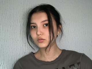 Erotinis vaizdo pokalbis MinaHin