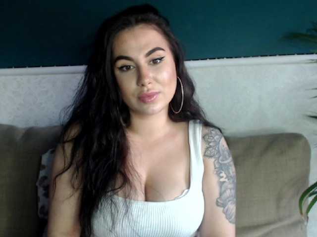 Transliacijos ekrano nuotraukos MindyExtasy