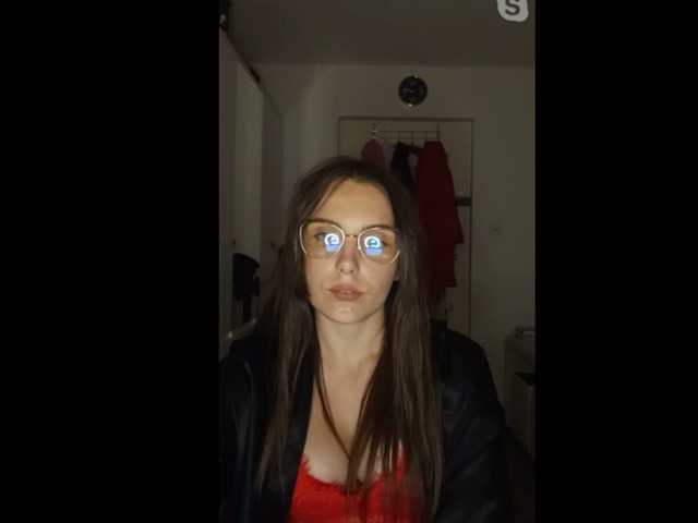 Transliacijos ekrano nuotraukos MiraBOMB