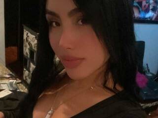 Erotinis vaizdo pokalbis MirandaParis