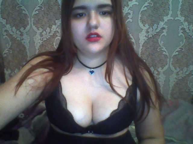 Nuotraukos MirandaWilss Hey guys!:) Goal- #Dance #hot #pvt #c2c #fetish #feet #roleplay Tip to add at friendlist and for requests!