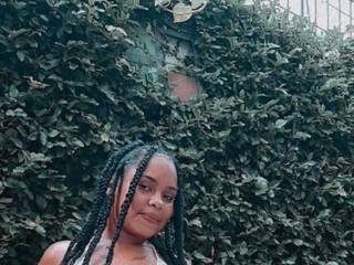 Erotinis vaizdo pokalbis Misha-ford