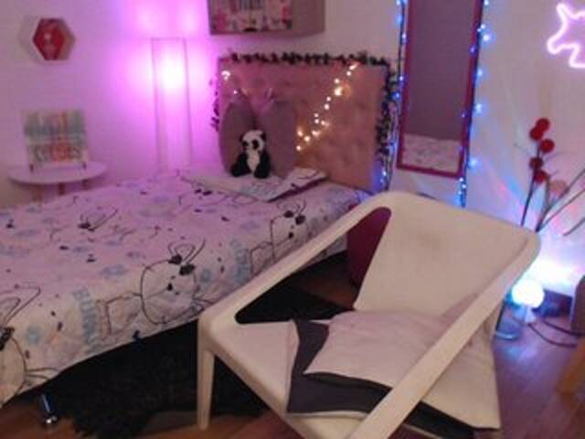 Transliacijos ekrano nuotraukos Miss-Bonnie