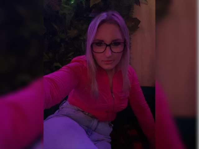 Nuotraukos FetishTeacher Hi❤Inst ffetishdom .Your teacher calls you to the blackboard and teases you: tits -18t, pussy-19t, teasing legs-26T) JOI CeiSph with a camera-149 t. Favorite vibration levels are 35t (15 sec), 66t (30 sec), 116t (60 sec), 250t (180 sec), 600t (444 sec)