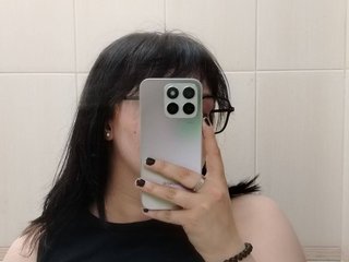 Erotinis vaizdo pokalbis miss-kapriz-love