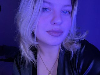 Erotinis vaizdo pokalbis miss-kiss331