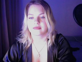 Erotinis vaizdo pokalbis miss-kiss331