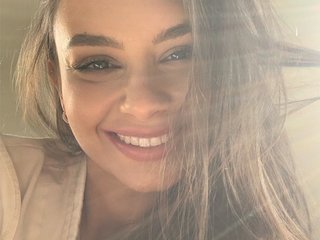 Erotinis vaizdo pokalbis Miss-Medison