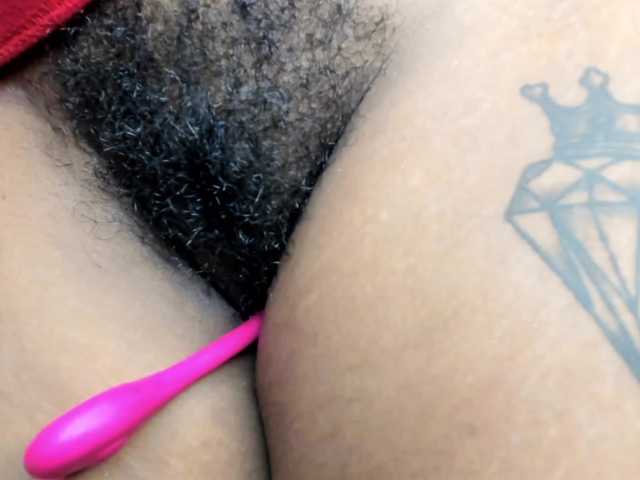 Nuotraukos MissBlackCandy hairy#squirt #hairy #feet #bush #ebony