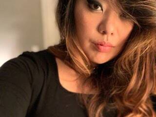 Erotinis vaizdo pokalbis MissCheng