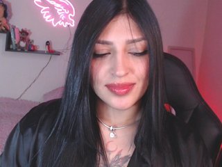Erotinis vaizdo pokalbis Missdennise