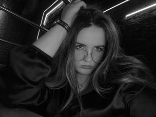 Erotinis vaizdo pokalbis MissIriss1