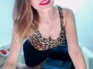 Erotinis vaizdo pokalbis missjuyline