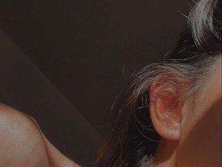 Erotinis vaizdo pokalbis misskelsie