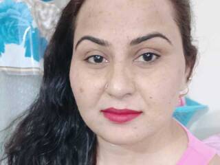 Erotinis vaizdo pokalbis Misskissing