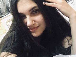 Erotinis vaizdo pokalbis missSen