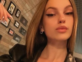 Erotinis vaizdo pokalbis MissSofiyka