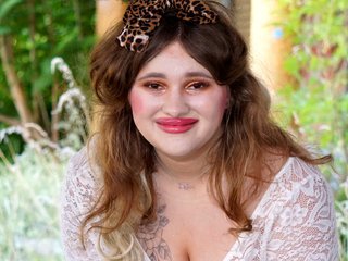 Erotinis vaizdo pokalbis MissZuleea