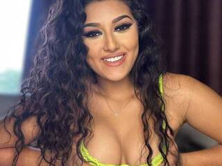 Erotinis vaizdo pokalbis misterydelyaa