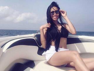 Erotinis vaizdo pokalbis Mistickqueen