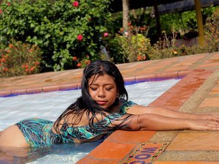 Erotinis vaizdo pokalbis mistress-evildoll