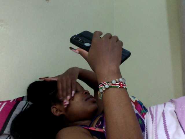 Transliacijos ekrano nuotraukos Misty-shee