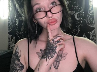 Erotinis vaizdo pokalbis Miyaaa