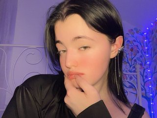 Erotinis vaizdo pokalbis MoiraSesay