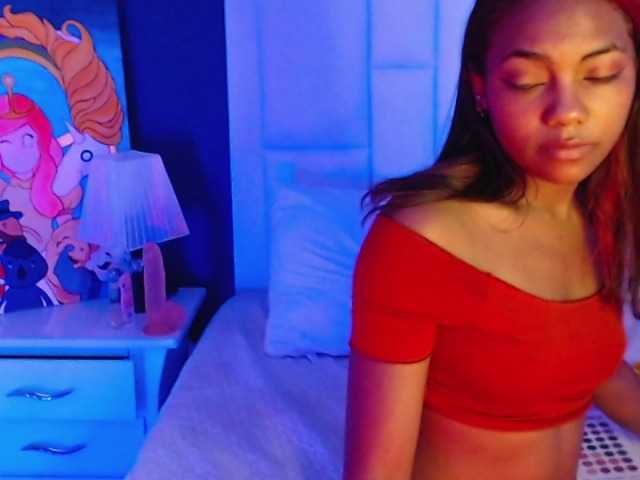 Transliacijos ekrano nuotraukos MollyBrown