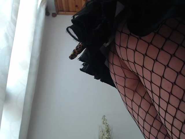 Nuotraukos mollyhank happy hallowen my sweet's boys, welcome an get fun with me #spit #blowjob #twerking #bigass #squir : 113 take clothes off and fingering pussy