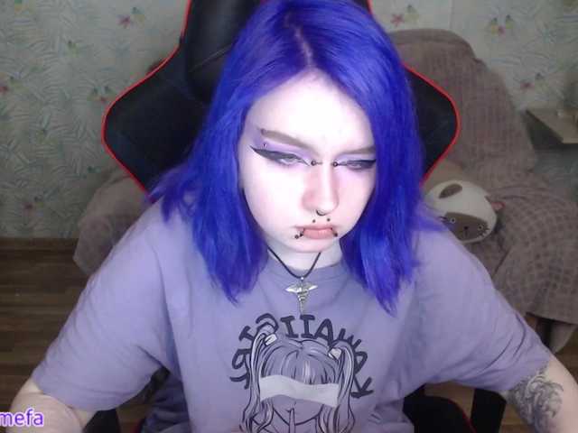 Transliacijos ekrano nuotraukos MollyViolet