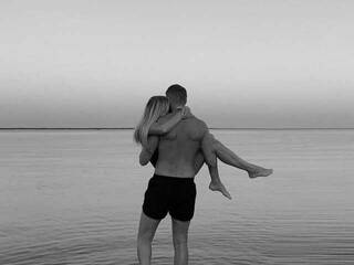 Erotinis vaizdo pokalbis _M_O_L_O_K_O_