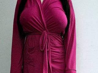 Erotinis vaizdo pokalbis MommycurvyX1