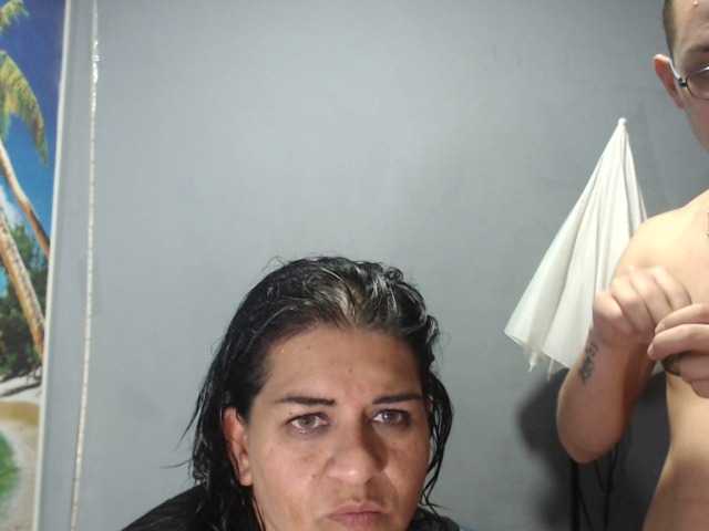 Transliacijos ekrano nuotraukos MommysPervers