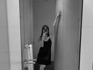 Erotinis vaizdo pokalbis monalisa-2