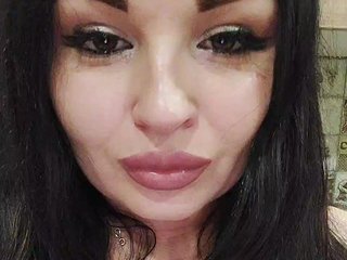 Erotinis vaizdo pokalbis SilverCrystal