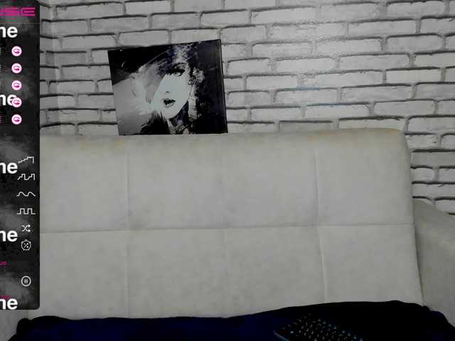 Transliacijos ekrano nuotraukos MonicaGucci