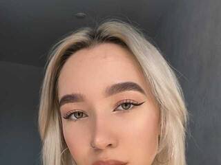 Erotinis vaizdo pokalbis monicaspace