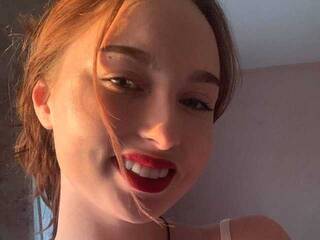 Erotinis vaizdo pokalbis Monika-Lee